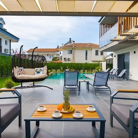 Vila Calista 8 Kisilik Lueks Gezer