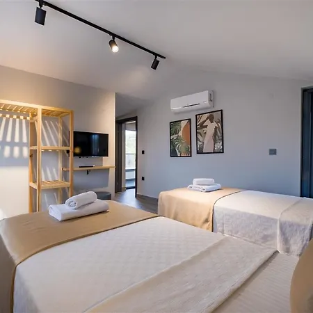 Villa Calista 8 Kisilik Lueks Gezer Fethiye