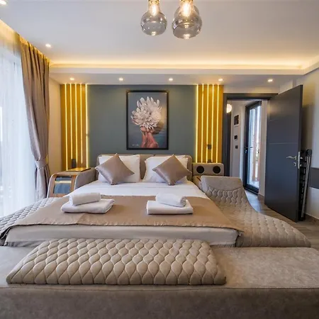 Calista 8 Kisilik Lueks Gezer Fethiye