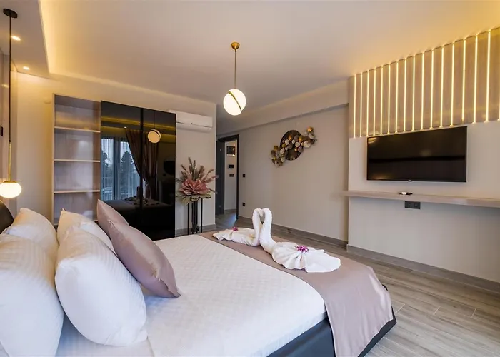Calista 8 Kisilik Lueks Gezer Villa Fethiye